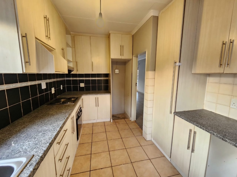 3 Bedroom Property for Sale in Geelhoutpark North West